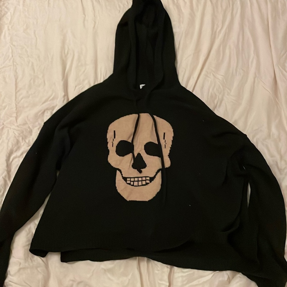 Grunge skull hoodie
